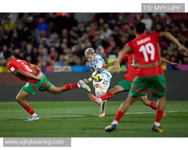 芝加哥白袜队将克里斯·塞尔交易至红袜，换取新秀蒙卡达