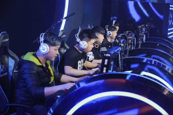 在分析林叶 在分析林叶